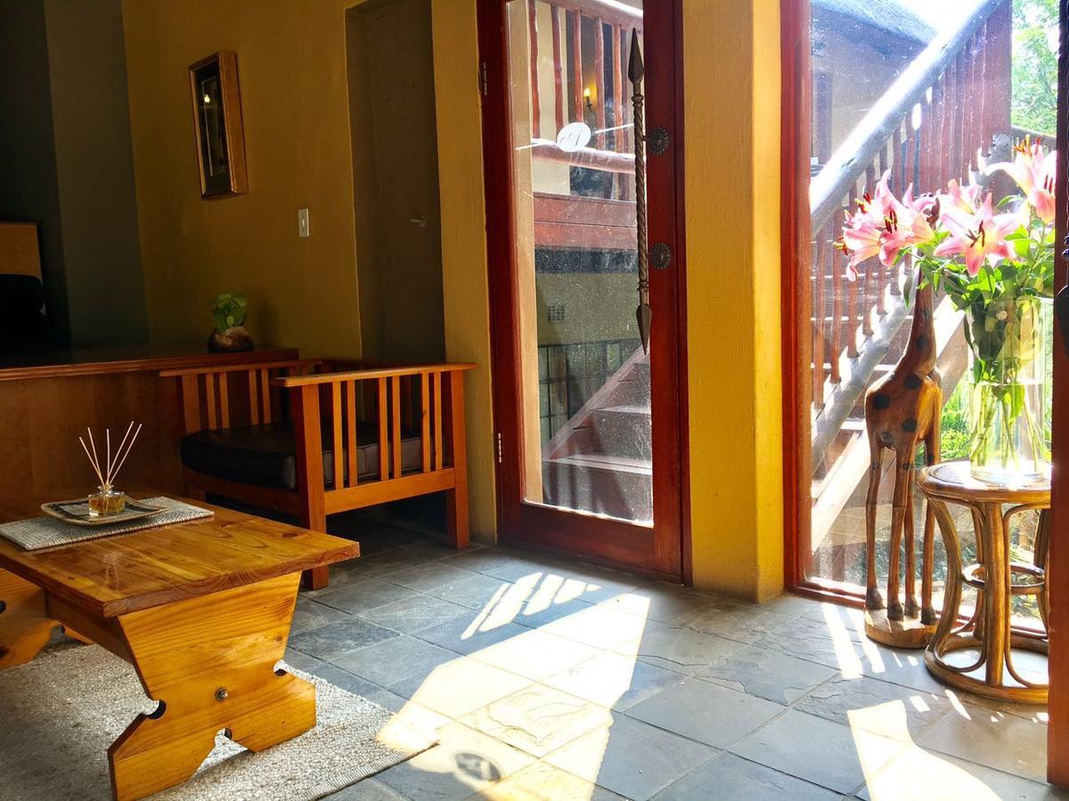The Rivonia River Lodge Йоханнесбург Экстерьер фото