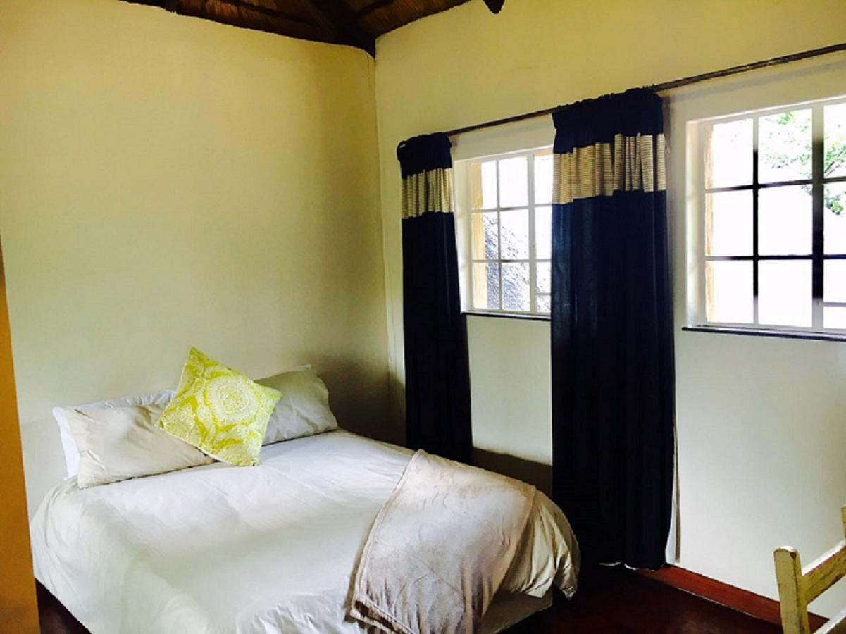 The Rivonia River Lodge Йоханнесбург Экстерьер фото