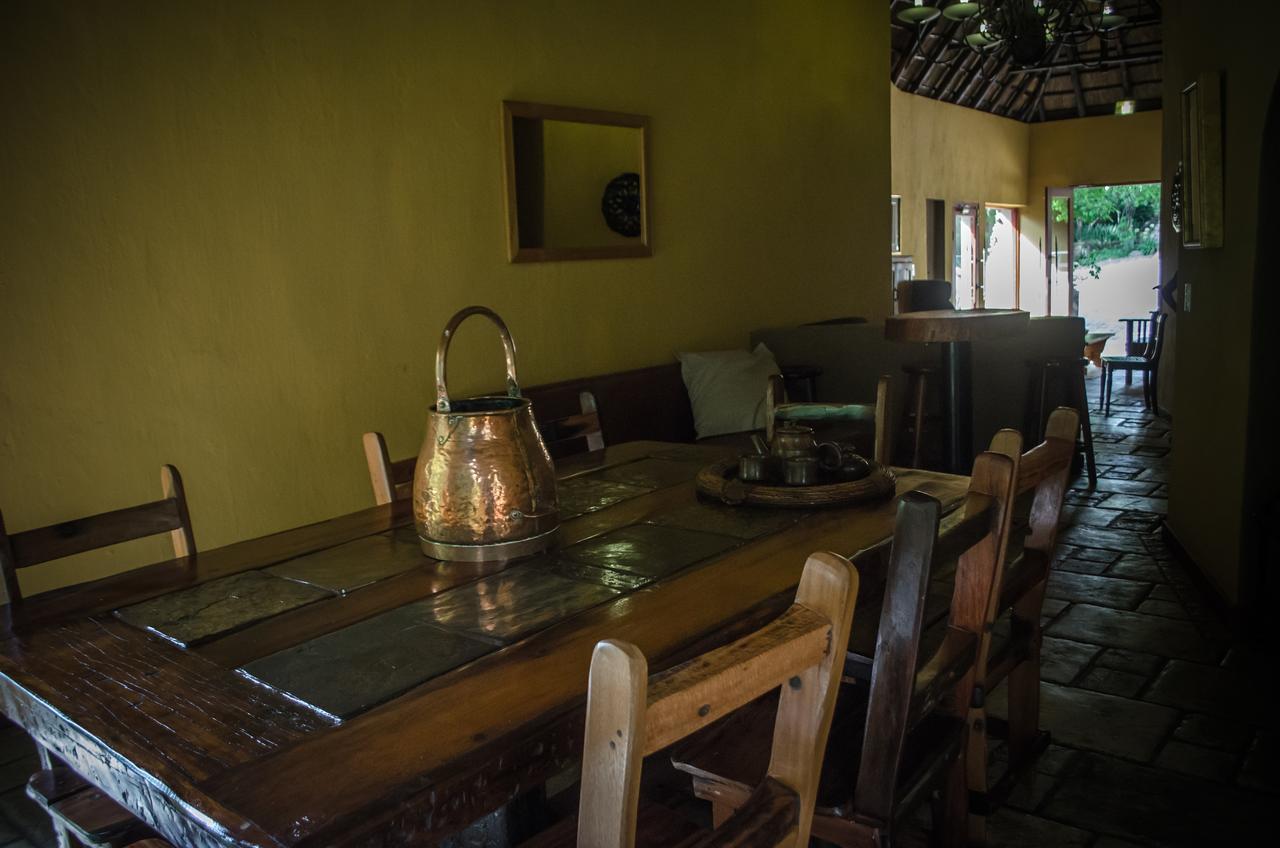 The Rivonia River Lodge Йоханнесбург Экстерьер фото